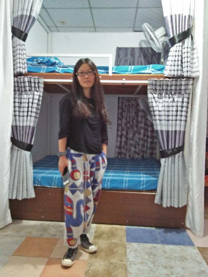 אנוראדפורה Kingfisher Hostel מראה חיצוני תמונה